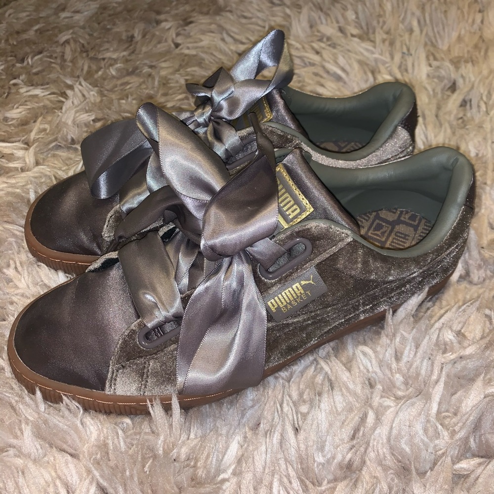 Puma Ribbon Shoes
